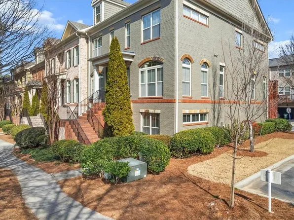 1734 Breyerton Dr NE #11, Atlanta, GA 30329
