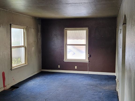 4th image of 2838 Knight Ave