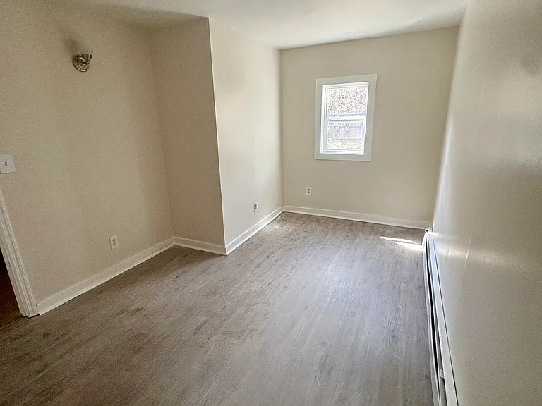 296 Saratoga St #1 — Photo 8