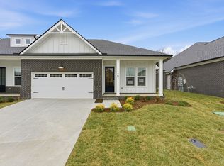 461 Buckwood Ave E, Thompsons Station, TN 37179