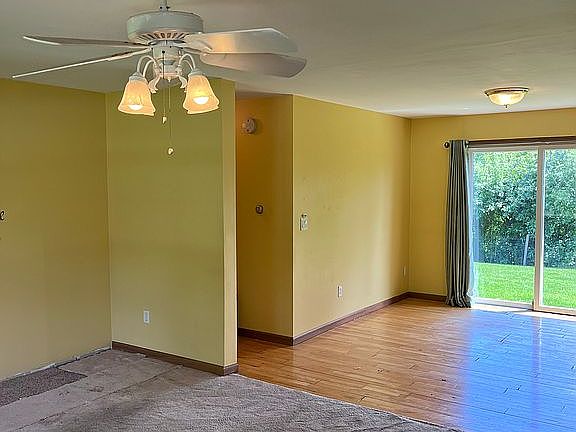 2nd image of 1130 Royal Bounty Ln