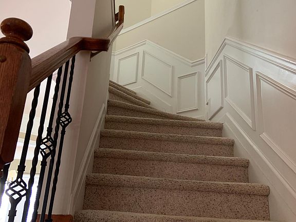 5th image of 2147 Wylmoor Way SE