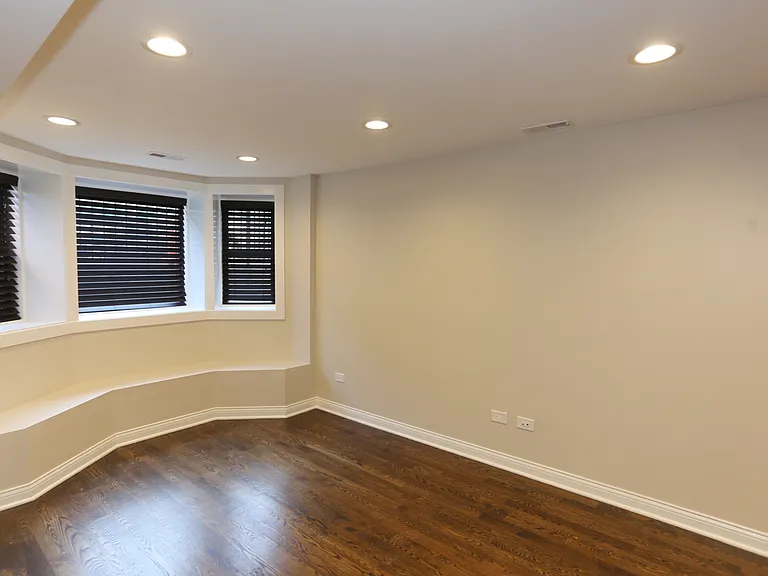 1218 W Diversey Pkwy #G — Photo 24