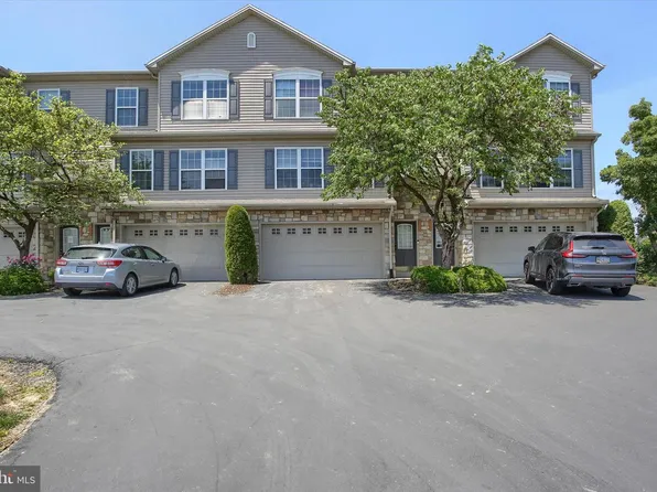 6343 Mercury Dr, Mechanicsburg, PA 17050