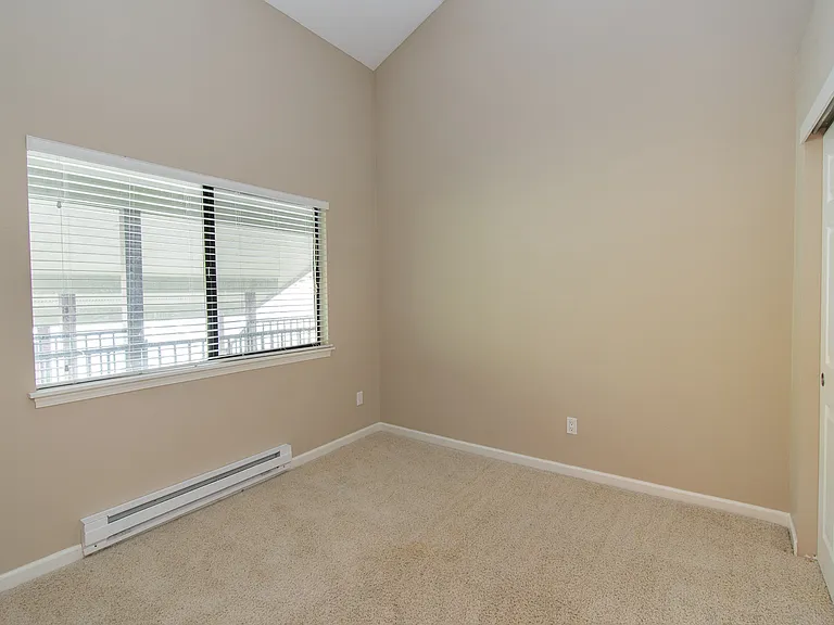 9750 SE Talbert St — Photo 19