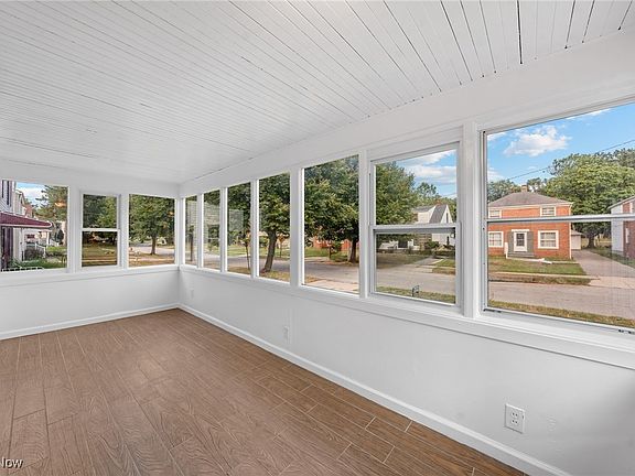 4th image of 5470 Dalewood Ave