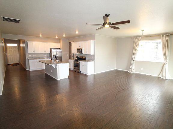 4th image of 903 Birchdale Ct