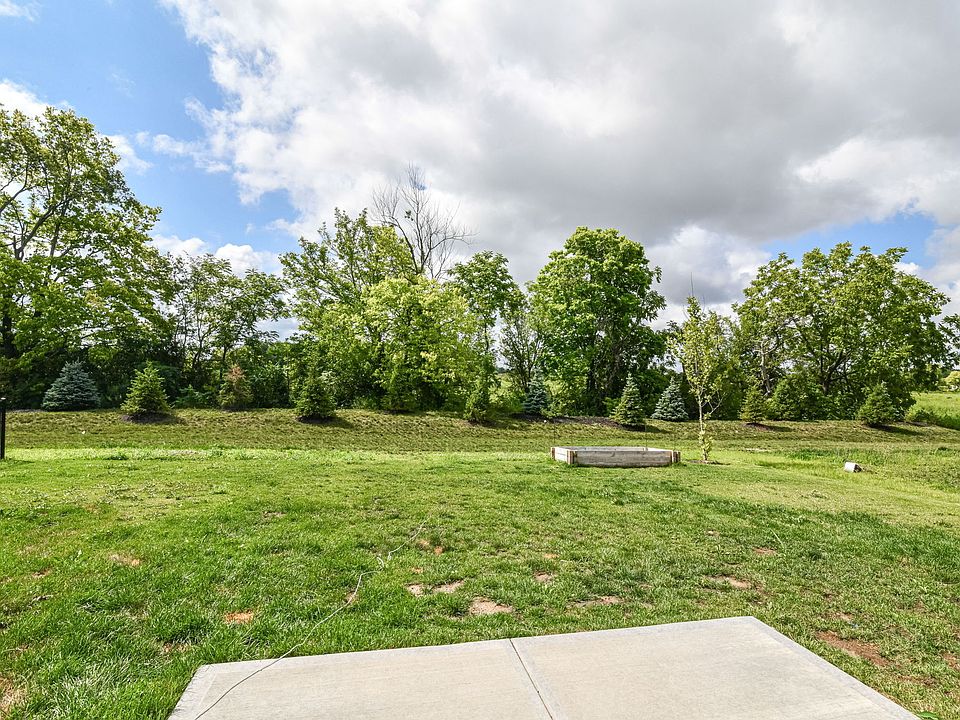 2nd image of 2749 Pinley Pl