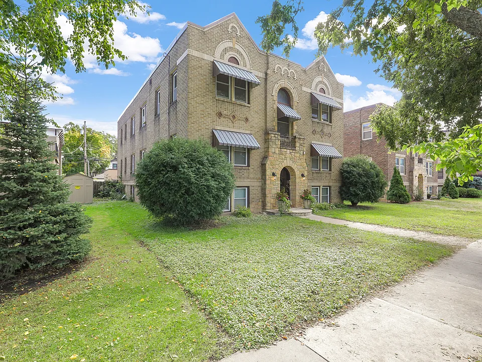 4711 Nicollet Ave #302