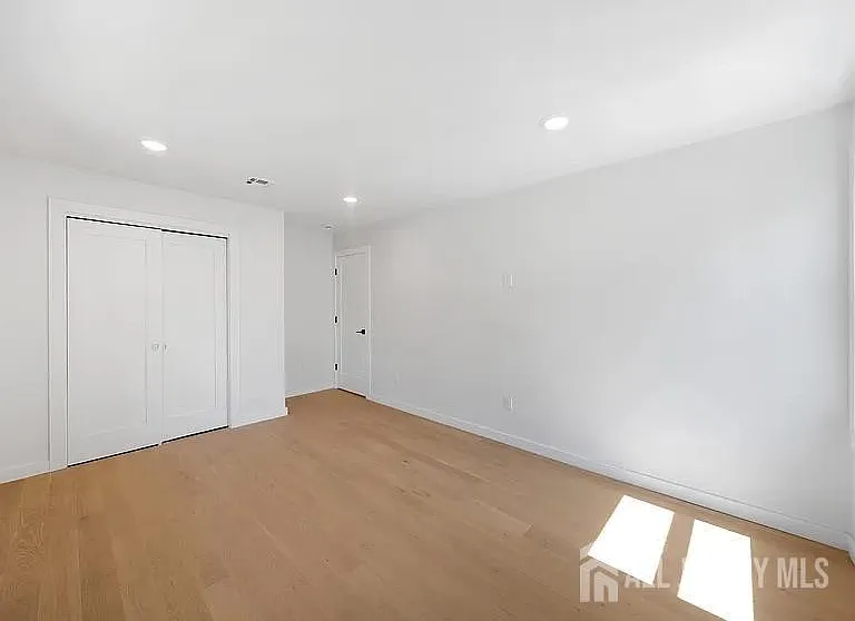 3 Meadow Rd #2 — Photo 9