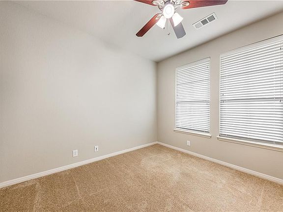 3rd image of 501 Yazoo Creek Ln