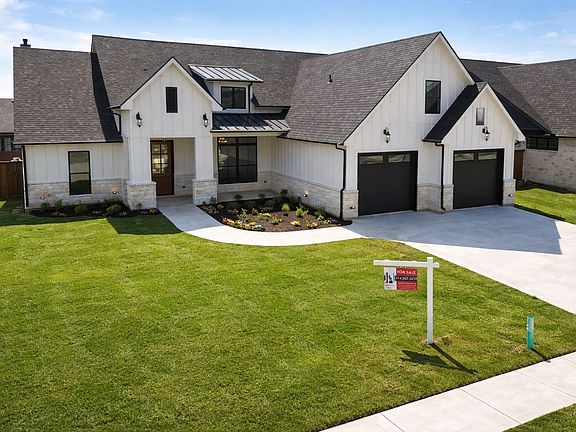 3rd image of 2033 Nichole Blvd
