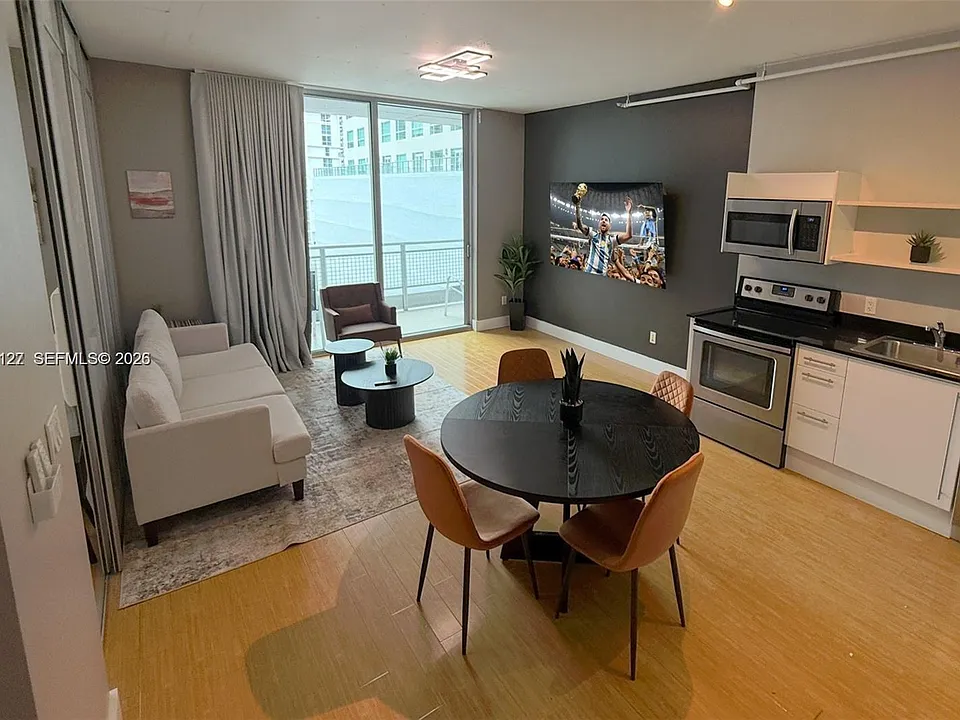 690 SW 1st Ct #1221