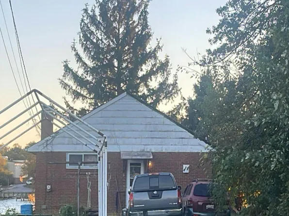 7546 Battle Grove Cir, Dundalk, MD 21222