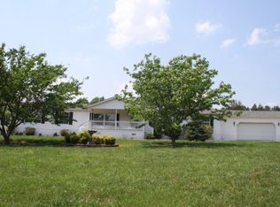 9093 Trottinridge Rd, Chase City, VA 23924