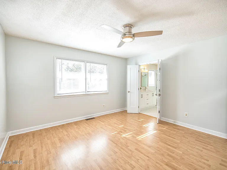 310 R L Honeycutt Dr — Photo 18