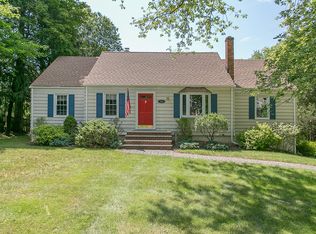 426 Lyons Rd, Basking Ridge, NJ 07920