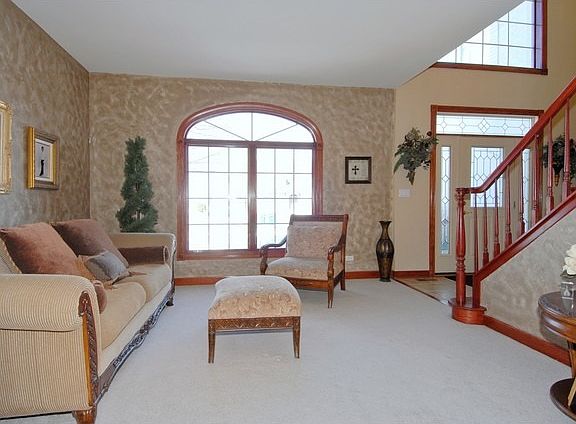 3rd image of 24439 Norwood Dr