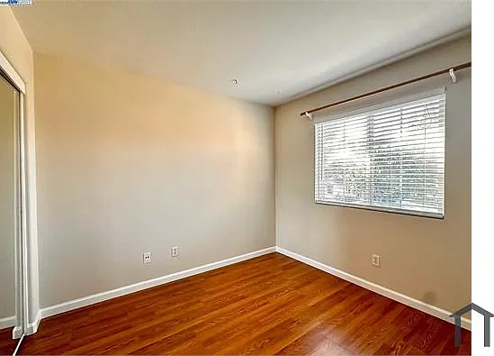 821 Tulare Dr — Photo 22