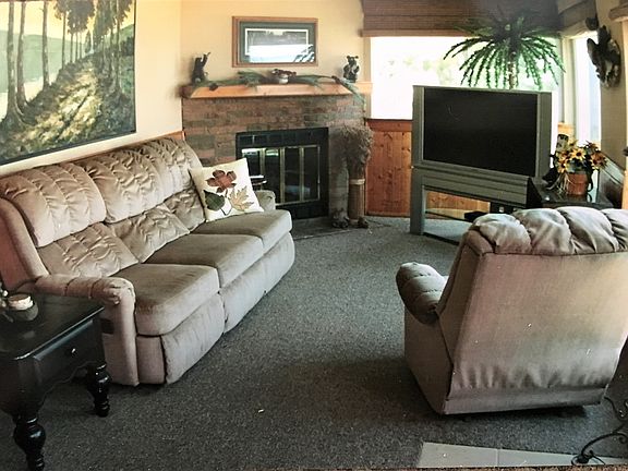 5th image of 102 Potowatomi Dr