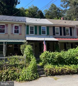 3 Cedar Ter, Columbia, PA, 17512