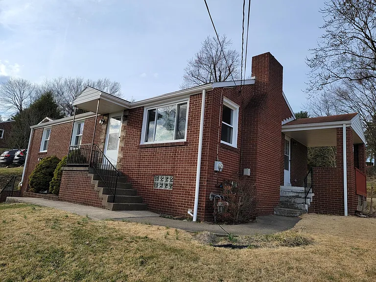 10761 Old Trail Rd — Photo 26