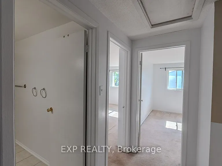 37 Forester Cres — Photo 14