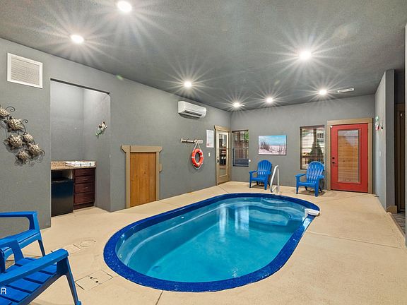 4th image of 810 Blacksmith Way