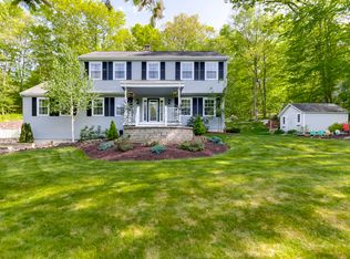 11 Laurel Dr, Monroe, CT 06468