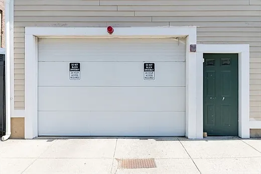 123 Tudor St — Photo 25