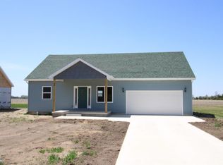 58 S Jefferson St, Hamlet, IN 46532