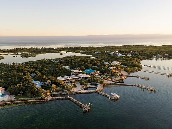 2nd image of 57783 Morton St