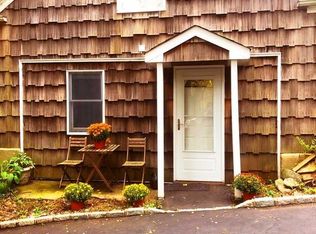 101 La Rue Dr, Huntington, NY 11743