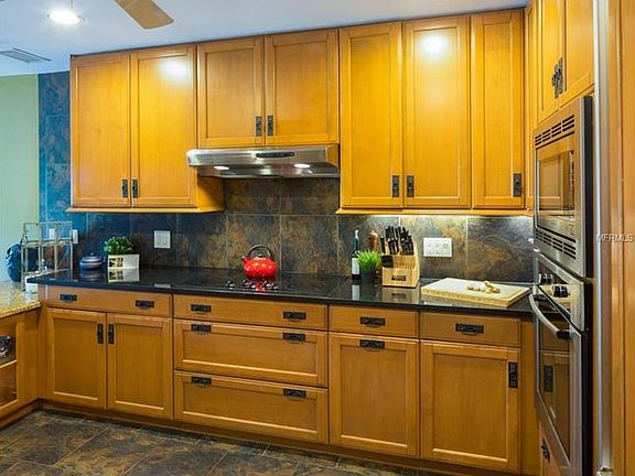 5th image of 13603 Twin Lakes Ln