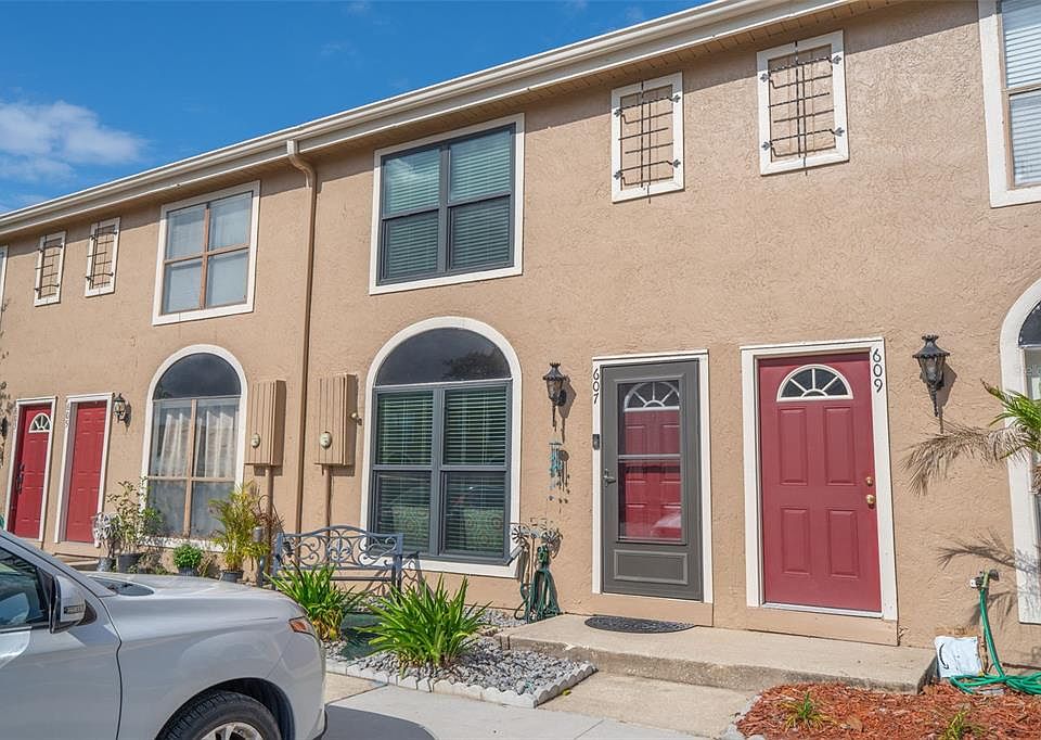 1st image of 607 CASA PARK COURT K