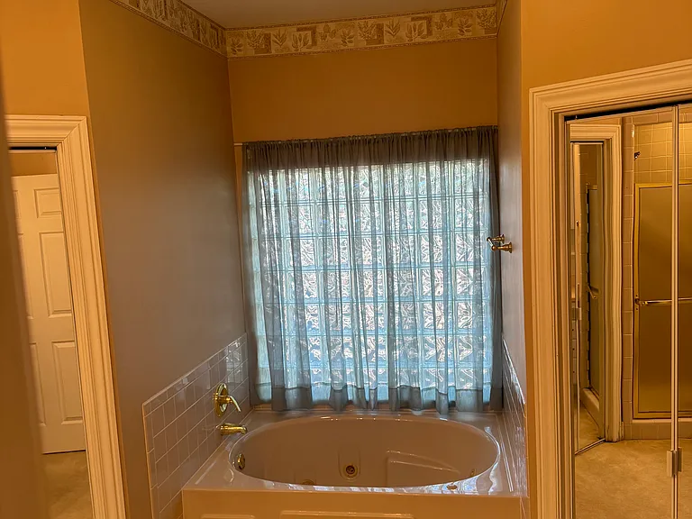 1721 Windhill Ave — Photo 31