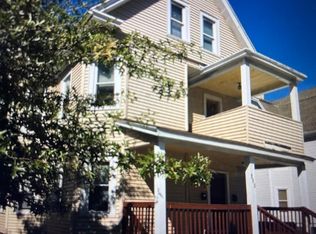 218 Oakland St, Springfield, MA 01108