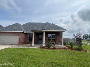 100 Bristow Bayou Rd, Broussard, LA 70518
