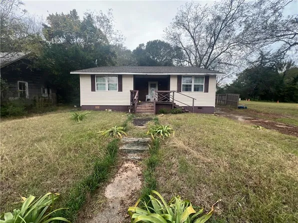 1040 Funderburg Dr, Monticello, GA 31064