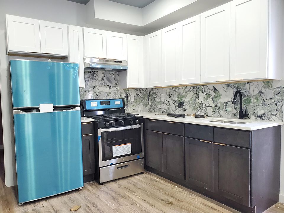 1st image of 331 Sussex Ave #2R