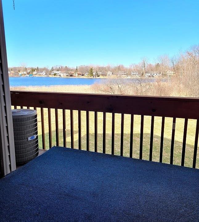 1st image of 4890 Harbor Point Dr #11-1