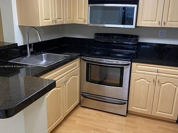 2nd image of 9876 Nob Hill Ln #9876