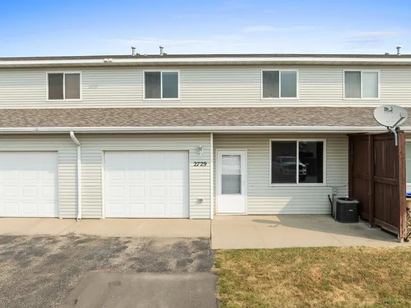 2729 N Broadway, Minot, ND 58703