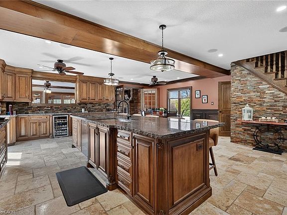 5th image of 4354 Mountainview Rd