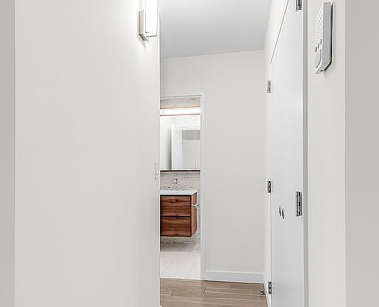5th image of 301 W 53rd St APT 6H