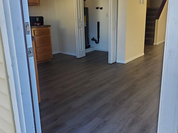2nd image of 84 Margerie St