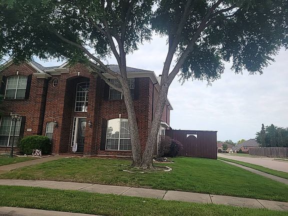 2nd image of 2513 Dove Creek Dr