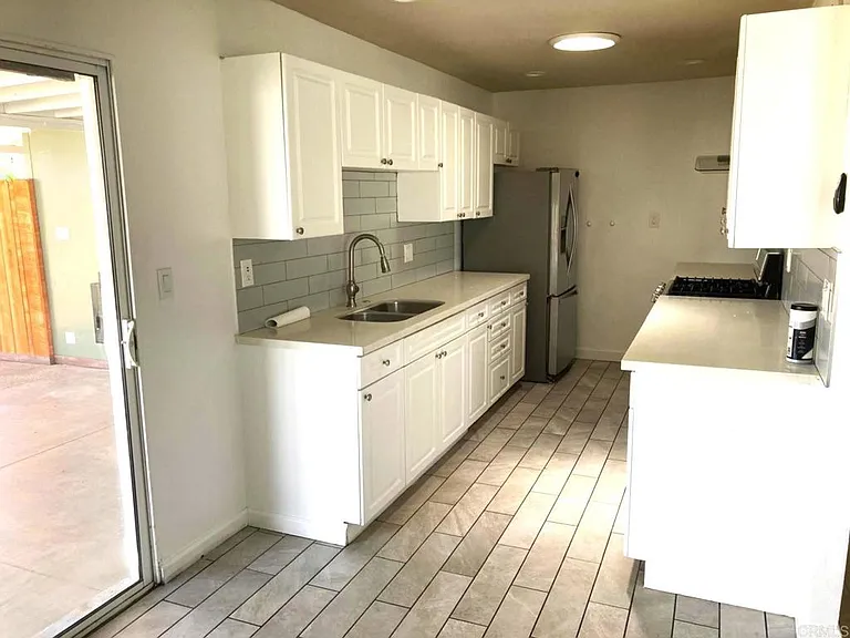 3791 Agosto St — Photo 37