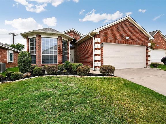 3rd image of 4142 Petersburg Dr