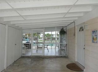 301 10th St, Key Colony Beach, FL 33051